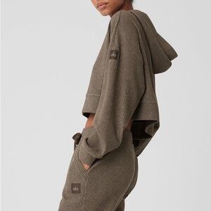 ALO Yoga muse crop hoodie ribbed XS olive tree heather